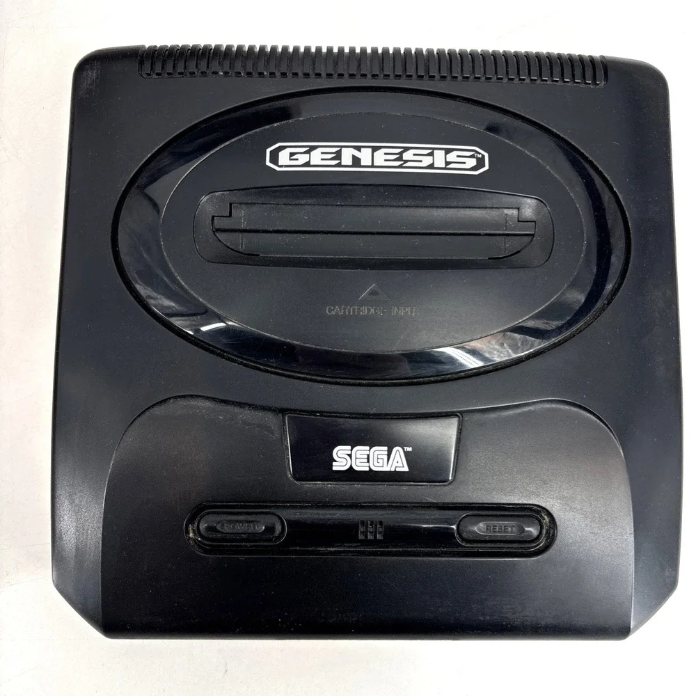 SEGA Genesis 16-Bit Video Mk-1631 2 Controllers Original‎ Box 6 Button MK-1653